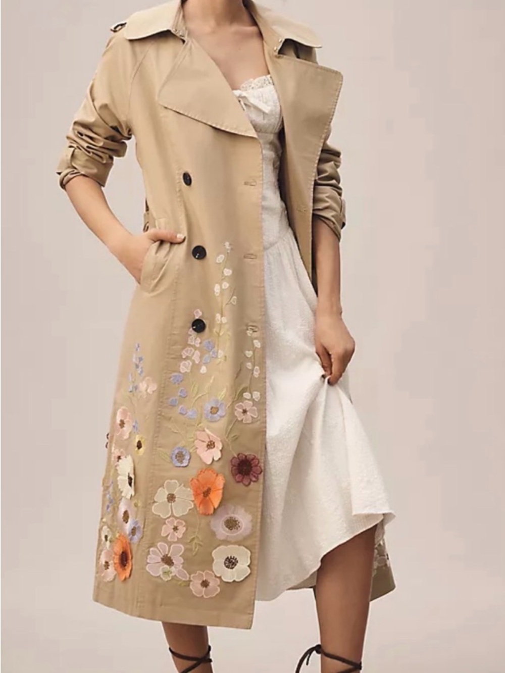 Avec les Filles Wildflower Embroidered trench coat from Anthropologie sz Medium